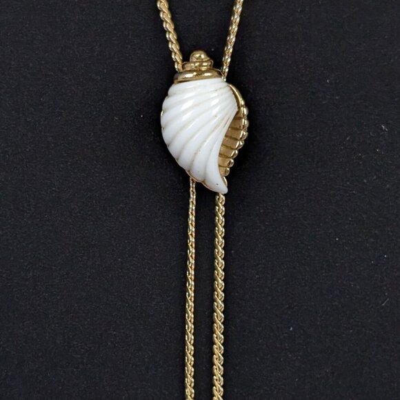 V. Avon White Shell Bolo Necklace - Picture 3 of 6